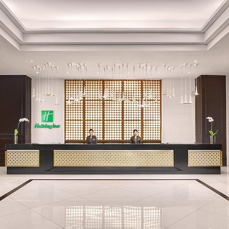 Holiday Inn & Suites Manila Galleria By Ihg Pásig Exterior foto